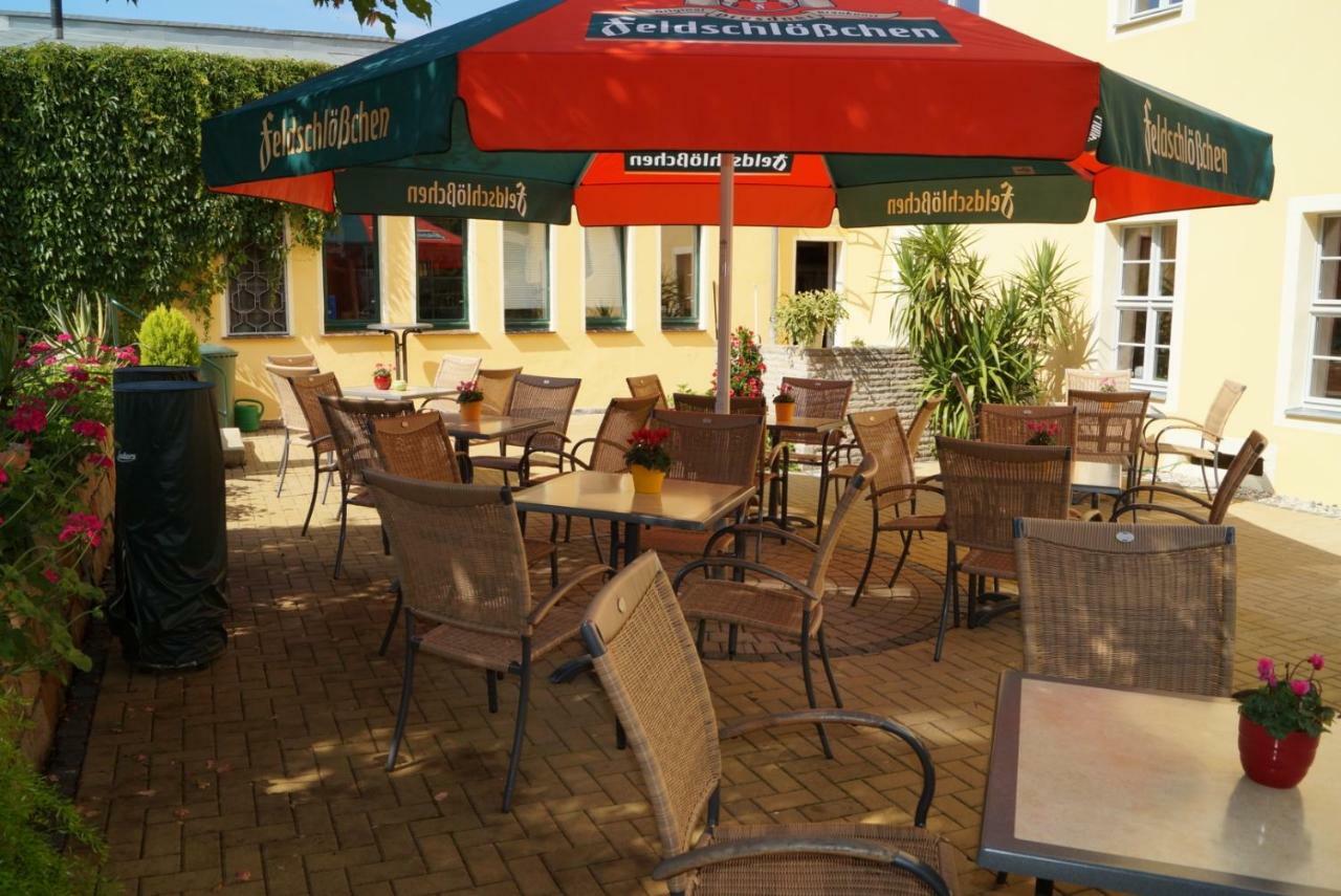 Ferienwohnungen Im Gasthaus Zur Gruenen Wiese Sebnitz Exteriör bild